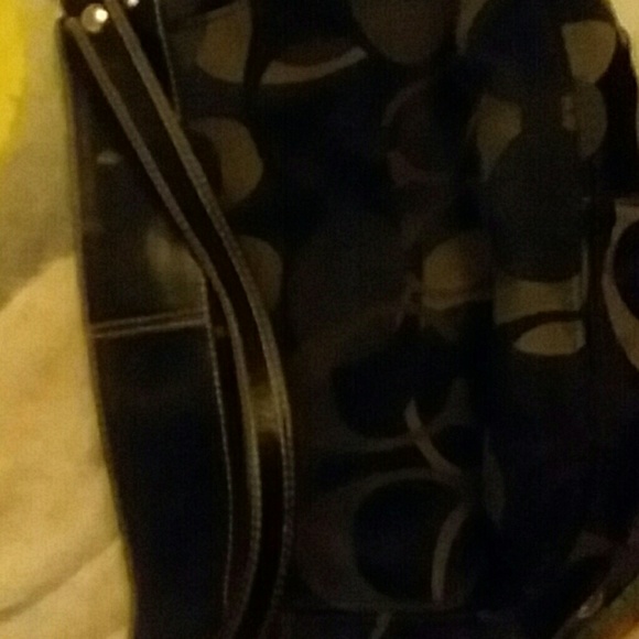 Blk coach - Picture 2 of 2